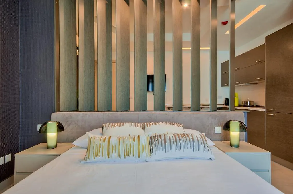Jules Suites Saint Julian's
