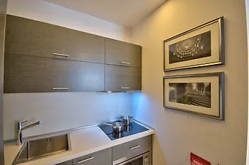 Jules Suites Saint Julian's Gæstehus