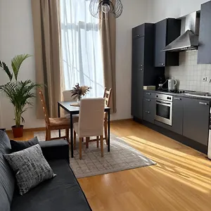 https://apt-in-bruxelles-eu-zone.hotelsantwerp.net
