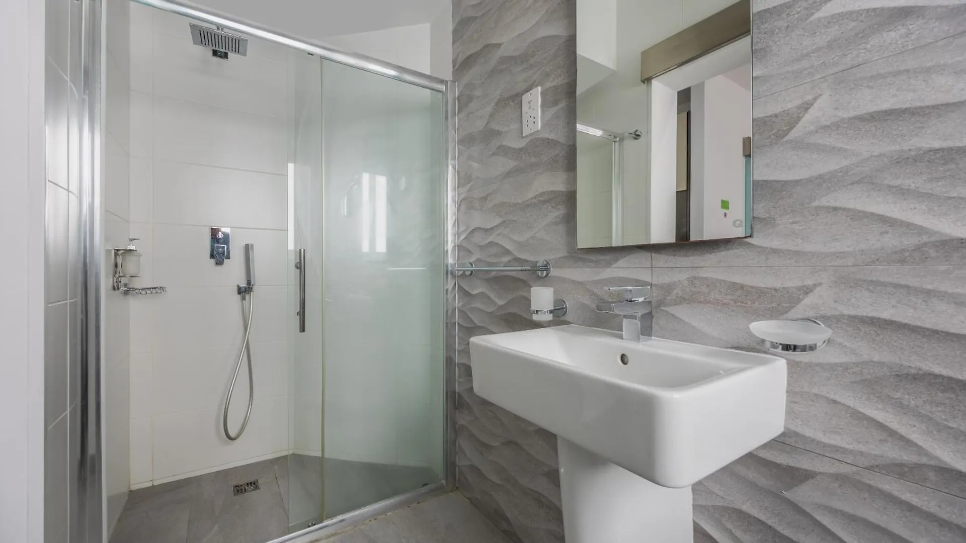 *** Gasthuis Jules Suites San Ġiljan Malta