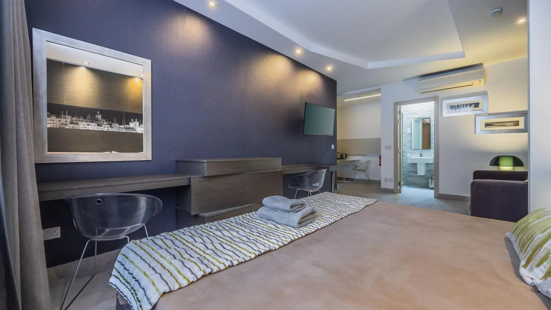 Jules Suites San Ġiljan Gasthuis